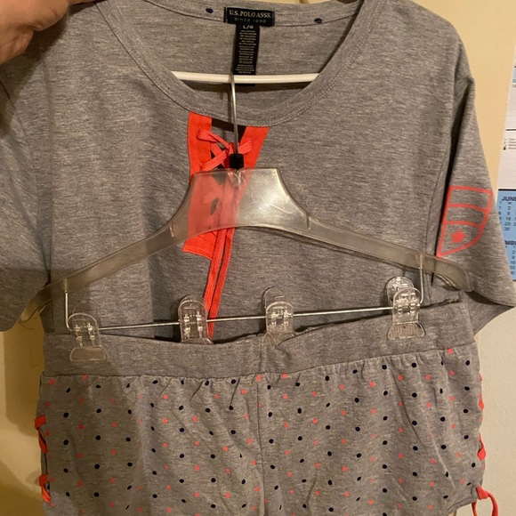 PJ’s - Picture 3 of 6